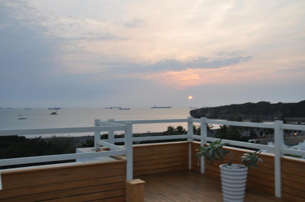 In Young Hotel Kaohsiung Dış mekan fotoğraf